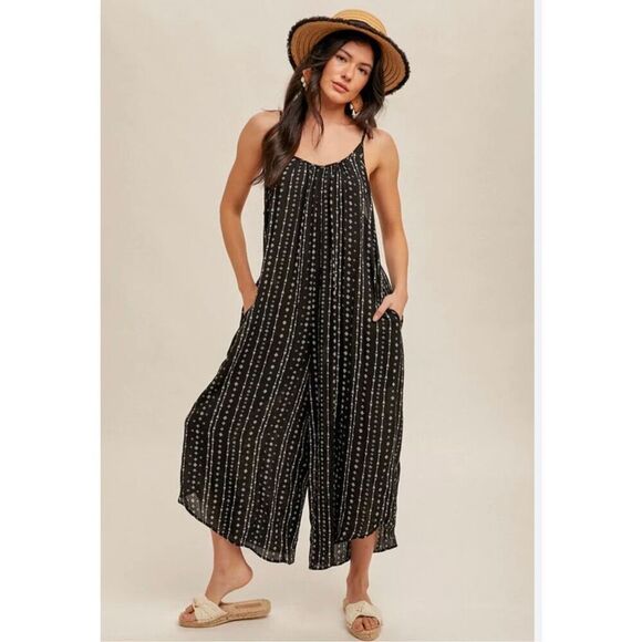 Oversize Black and White Print Jumpsuit Size Medium - Picture 2 of 10